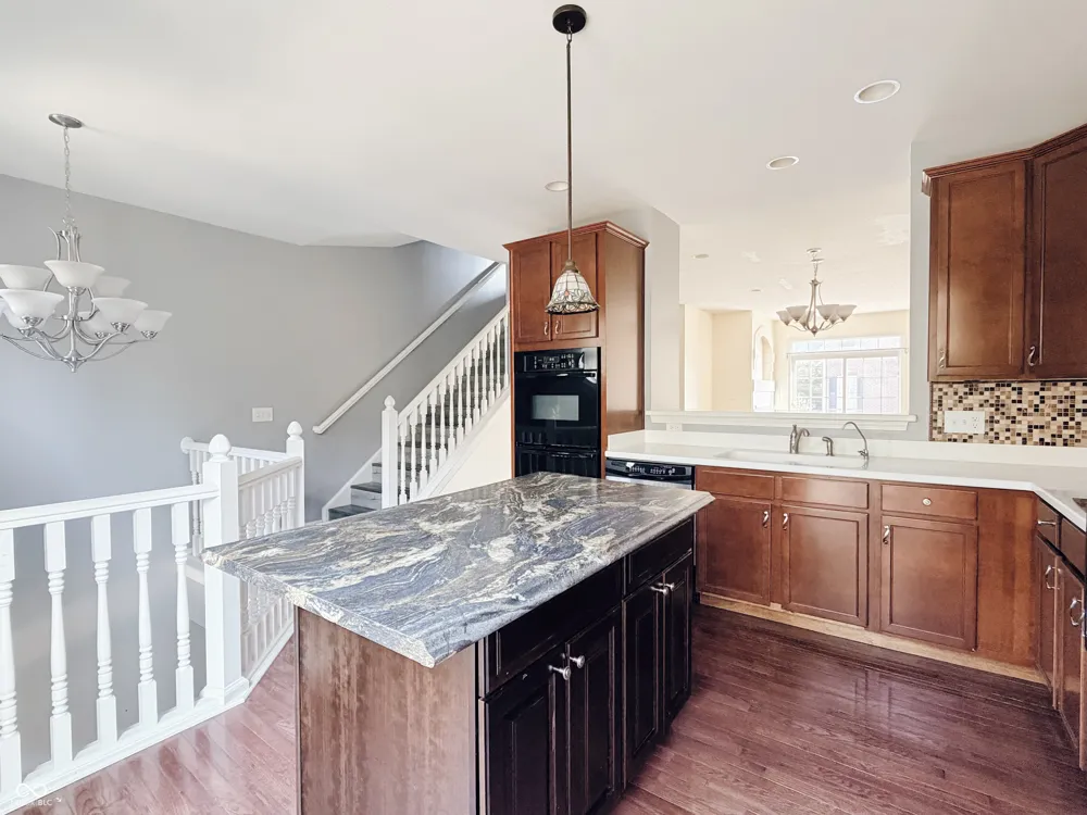 11910 Riley Drive #4 Zionsville, IN 46077
