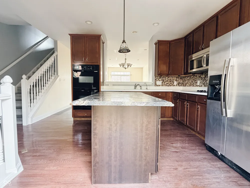 11910 Riley Drive #4 Zionsville, IN 46077