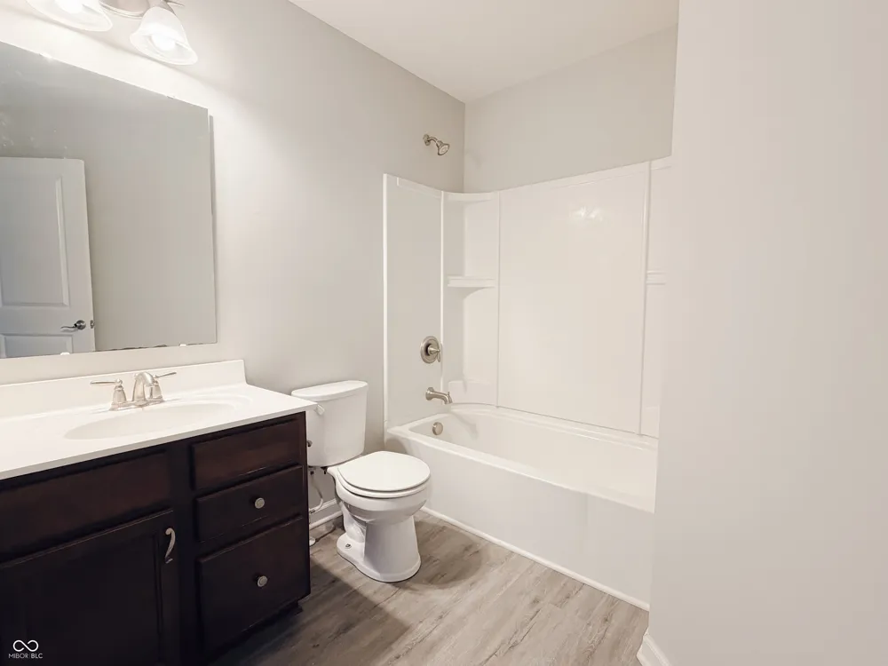 11910 Riley Drive #4 Zionsville, IN 46077