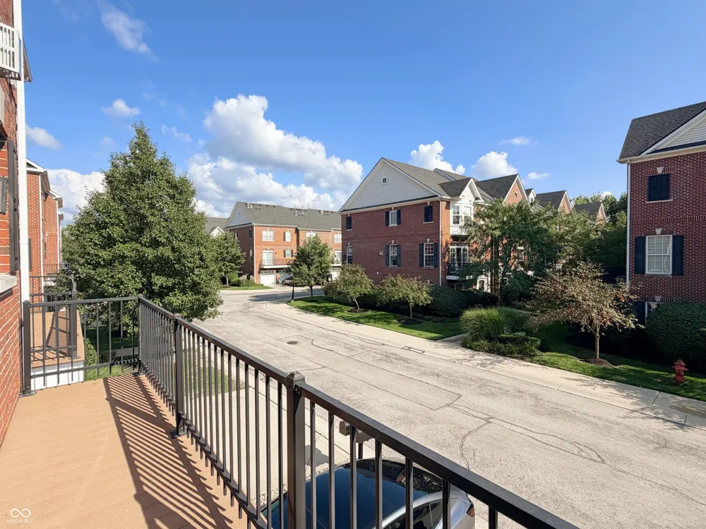 11910 Riley Drive #4 Zionsville, IN 46077