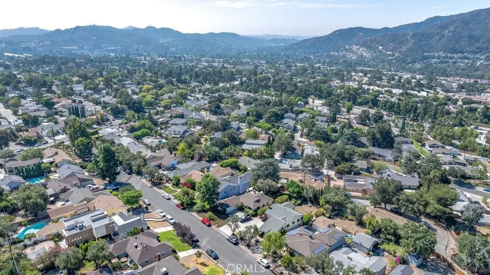 2644 Mary Street La Crescenta, CA 91214