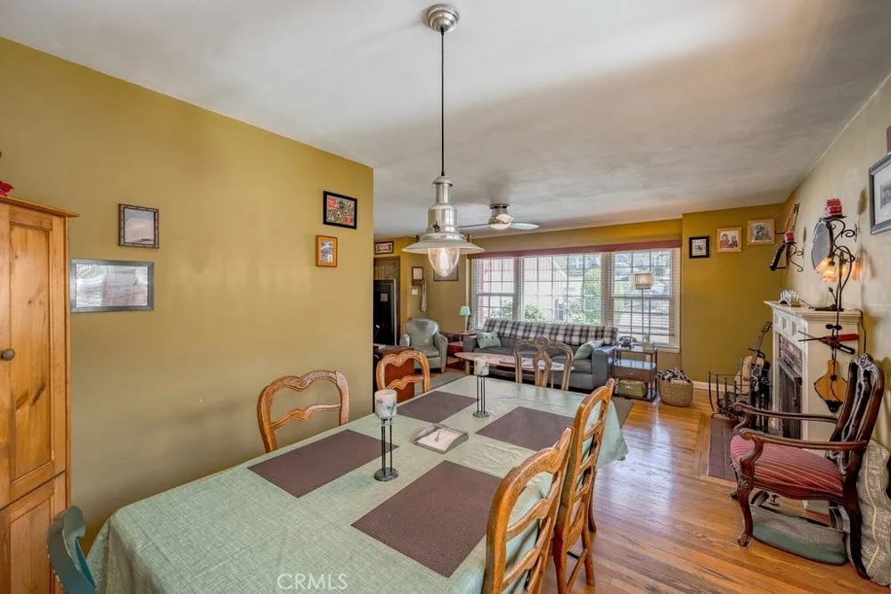 2644 Mary Street La Crescenta, CA 91214