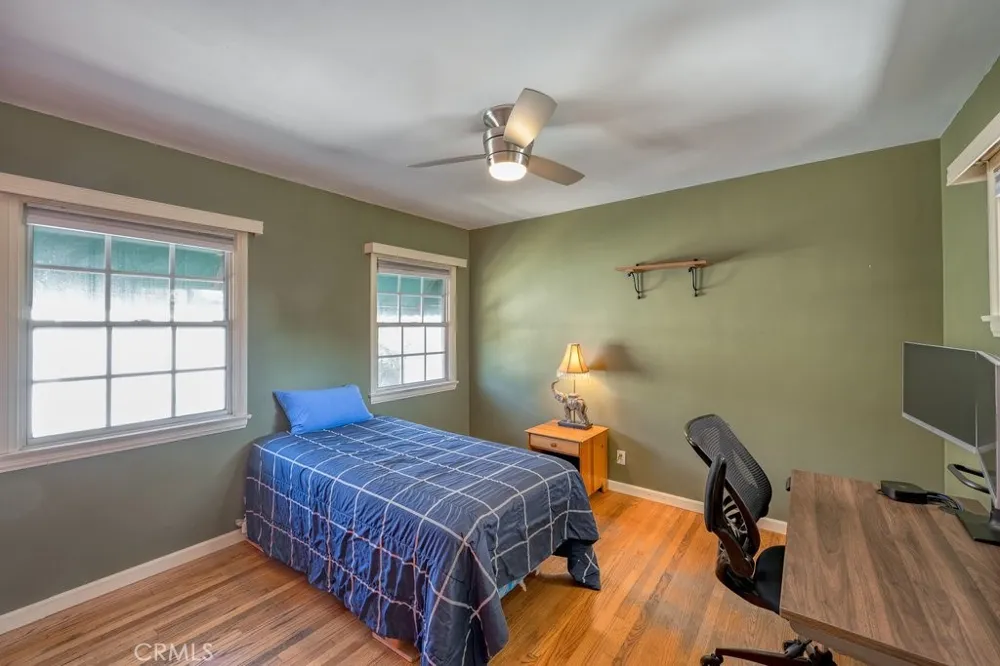 2644 Mary Street La Crescenta, CA 91214