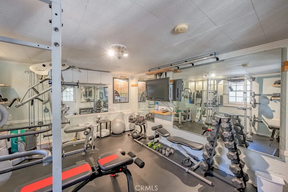 2644 Mary Street La Crescenta, CA 91214