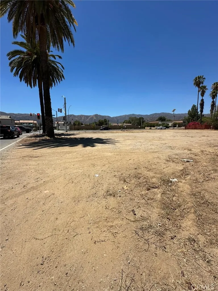 Lakeshore Lake Elsinore, CA 92530