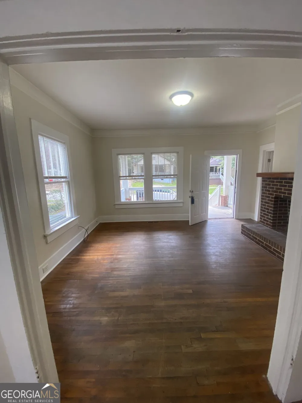 522 N 8th ST Griffin, GA 30223