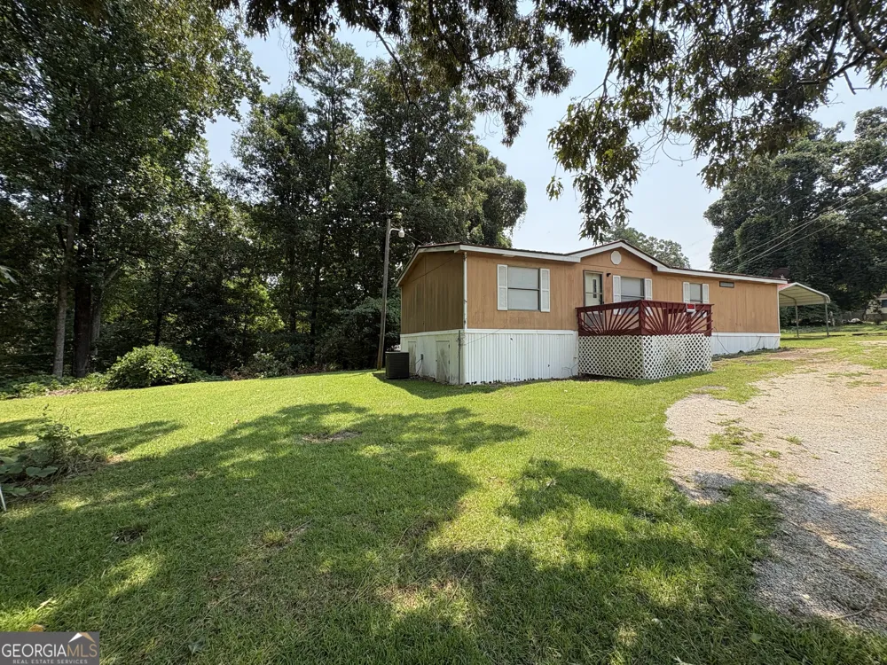 784 Lakeland DR Toccoa, GA 30577