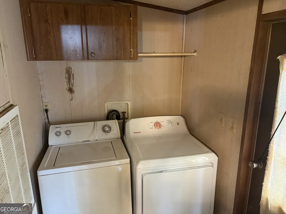 784 Lakeland DR Toccoa, GA 30577