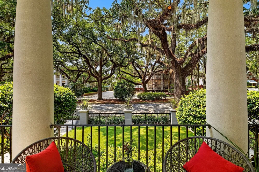 38 Washington AVE Savannah, GA 31405