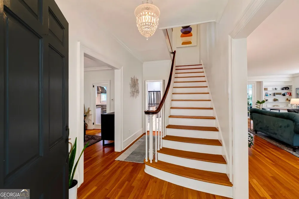 38 Washington AVE Savannah, GA 31405