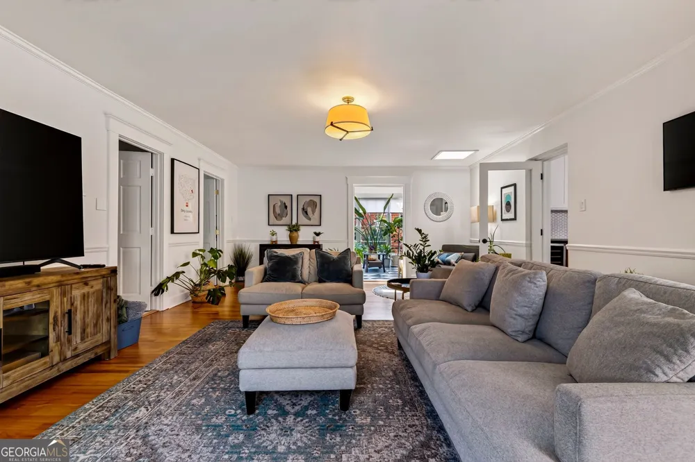 38 Washington AVE Savannah, GA 31405