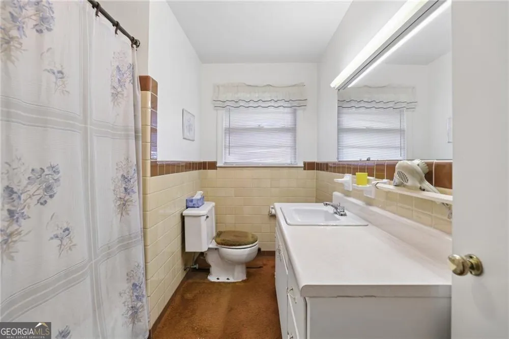 294 Elden DR Sandy Springs, GA 30342