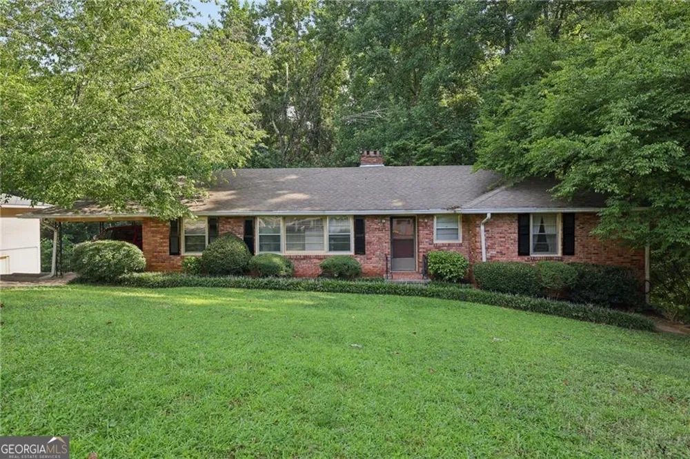 294 Elden DR Sandy Springs, GA 30342