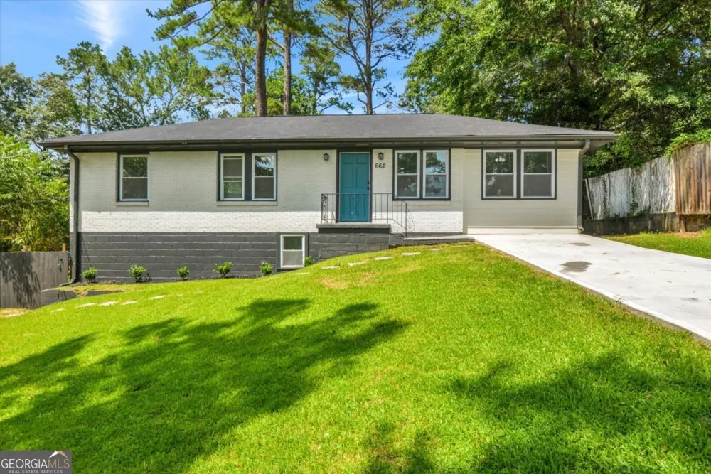 662 Melrose DR Forest Park, GA 30297