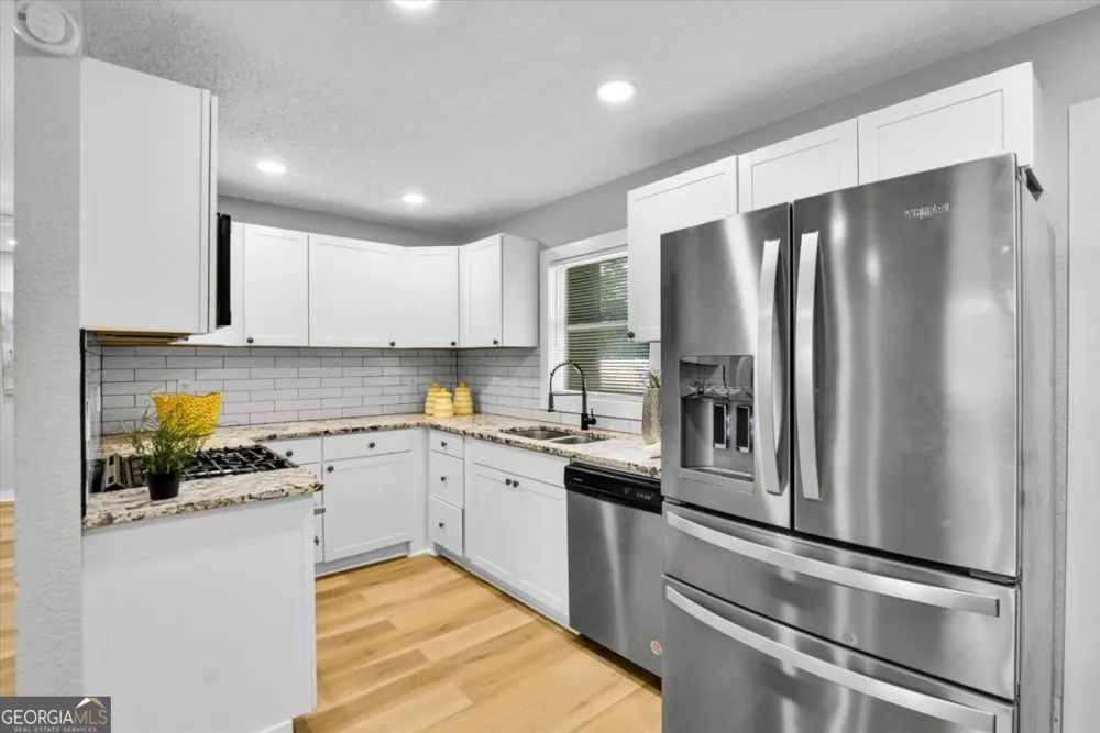662 Melrose DR Forest Park, GA 30297