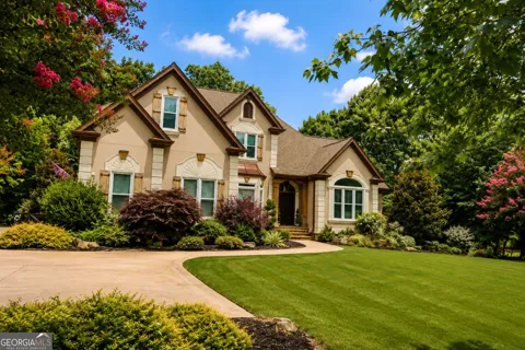 915 Champions Fairway DR