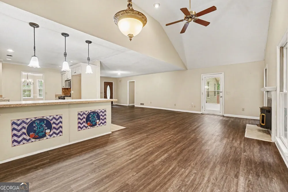 6160 Picketts RDG NW Acworth, GA 30101