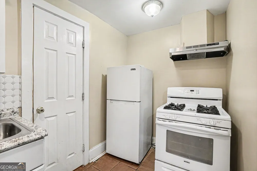 6160 Picketts RDG NW Acworth, GA 30101