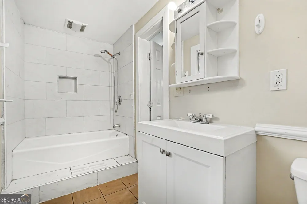 6160 Picketts RDG NW Acworth, GA 30101
