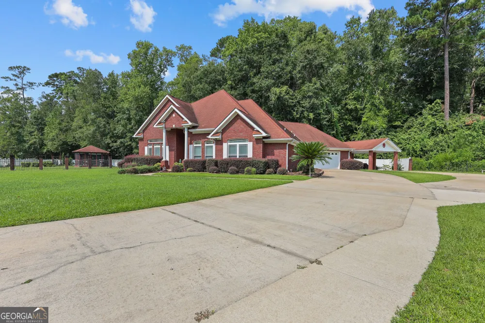 564 Tremain DR Hinesville, GA 31313