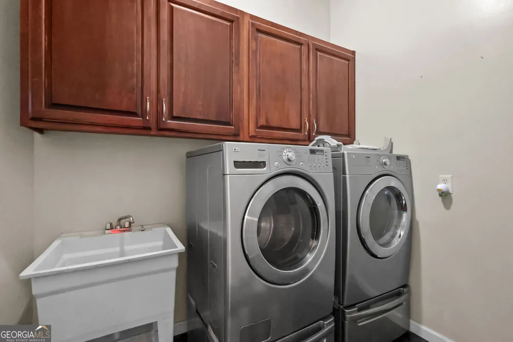 564 Tremain DR Hinesville, GA 31313