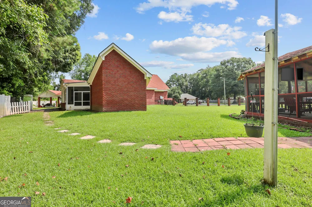 564 Tremain DR Hinesville, GA 31313