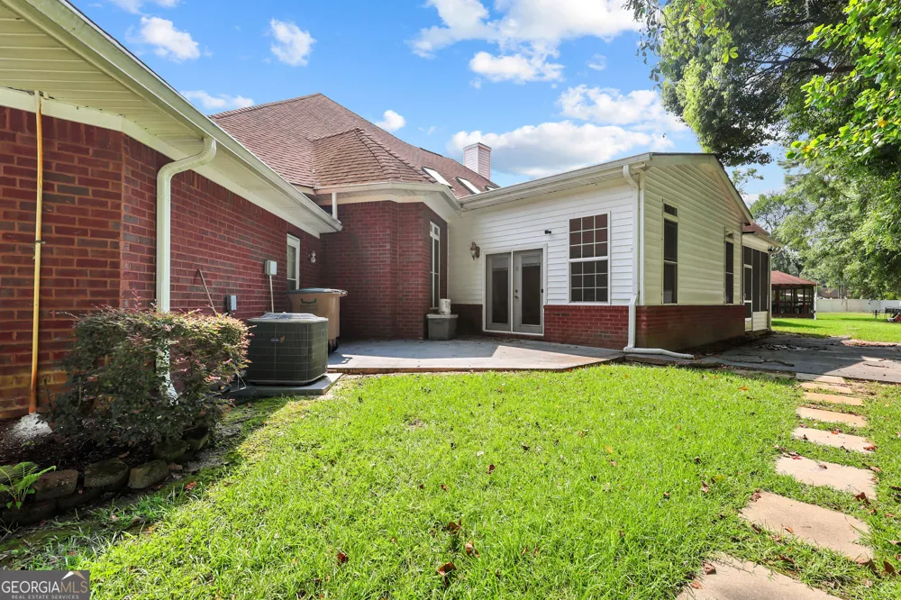 564 Tremain DR Hinesville, GA 31313
