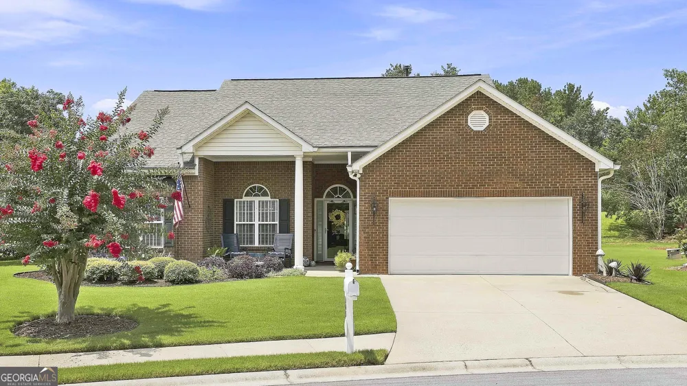 205 Autumn Glen CIR Fayetteville, GA 30215