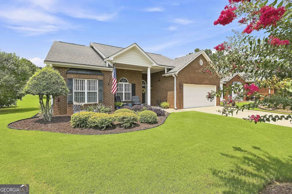 205 Autumn Glen CIR Fayetteville, GA 30215
