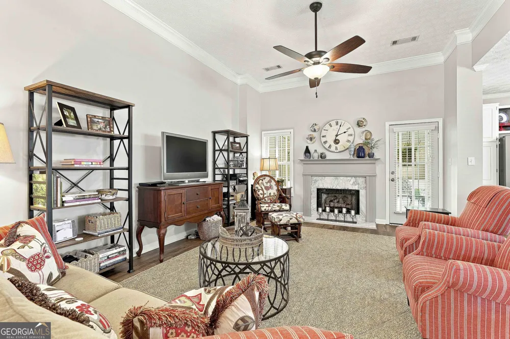 205 Autumn Glen CIR Fayetteville, GA 30215