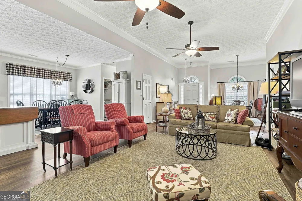 205 Autumn Glen CIR Fayetteville, GA 30215