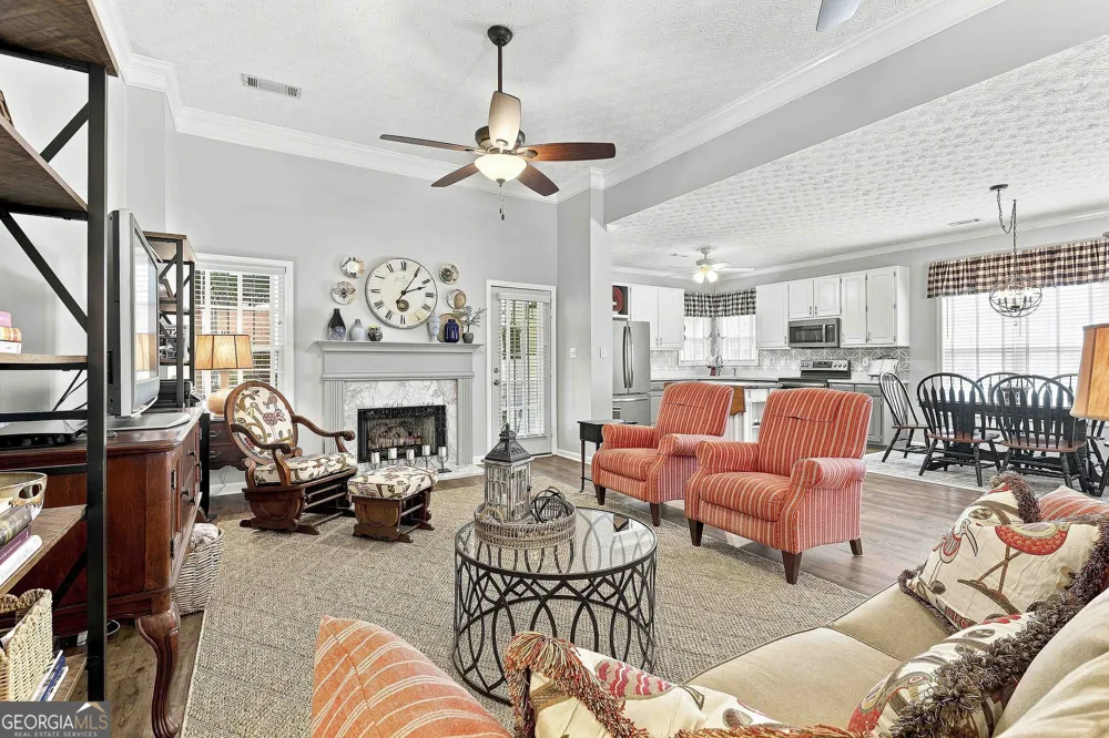 205 Autumn Glen CIR Fayetteville, GA 30215