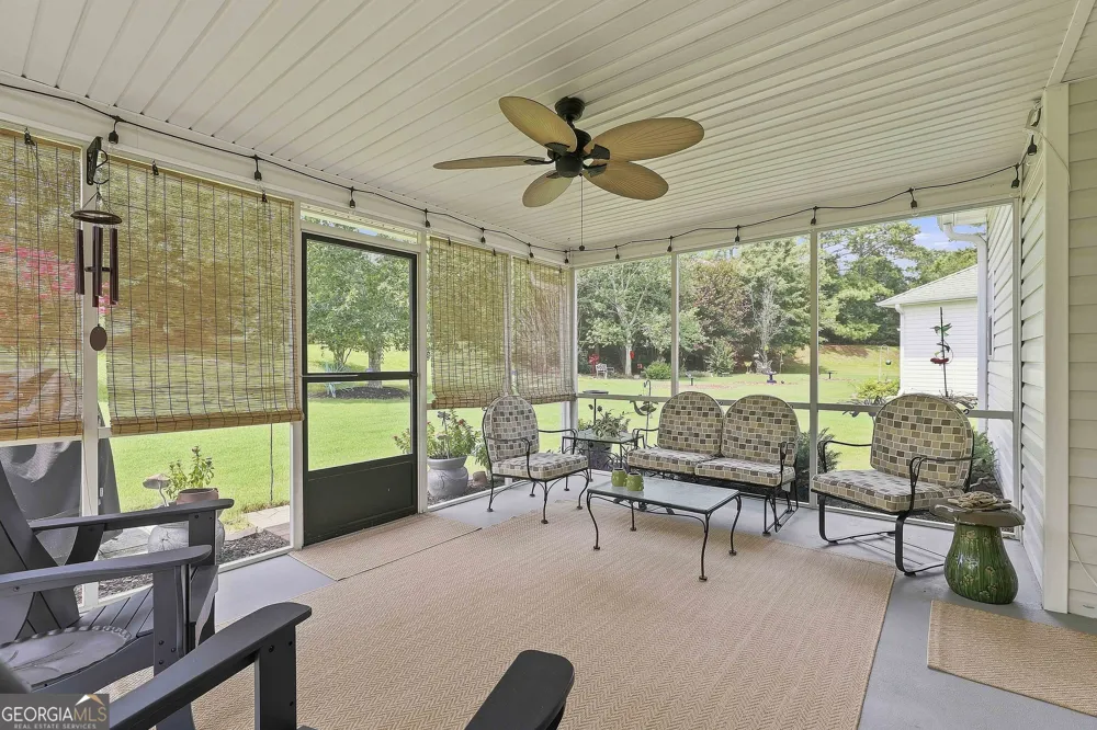 205 Autumn Glen CIR Fayetteville, GA 30215