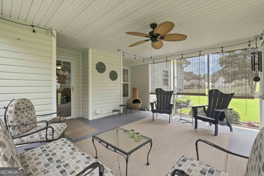 205 Autumn Glen CIR Fayetteville, GA 30215