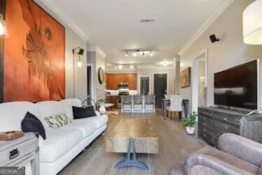 1055 Piedmont AVE
