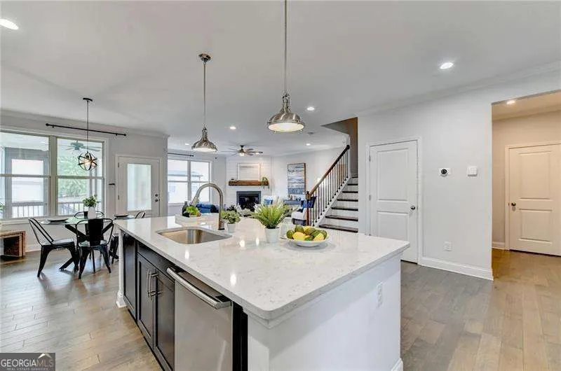 2387 Colby CT Snellville, GA 30078