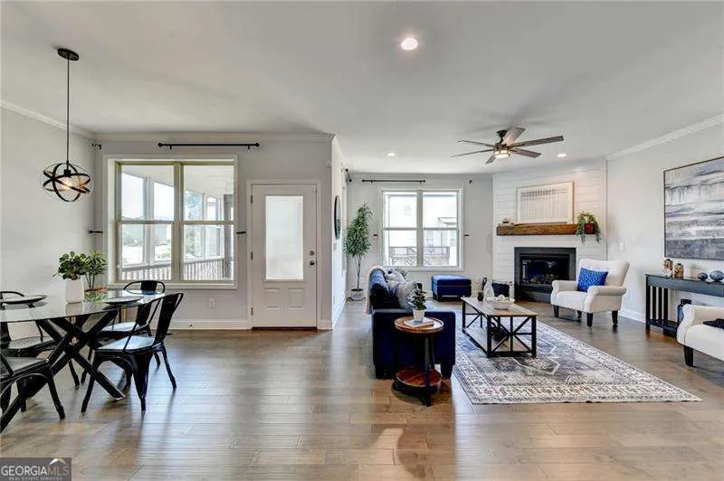 2387 Colby CT Snellville, GA 30078