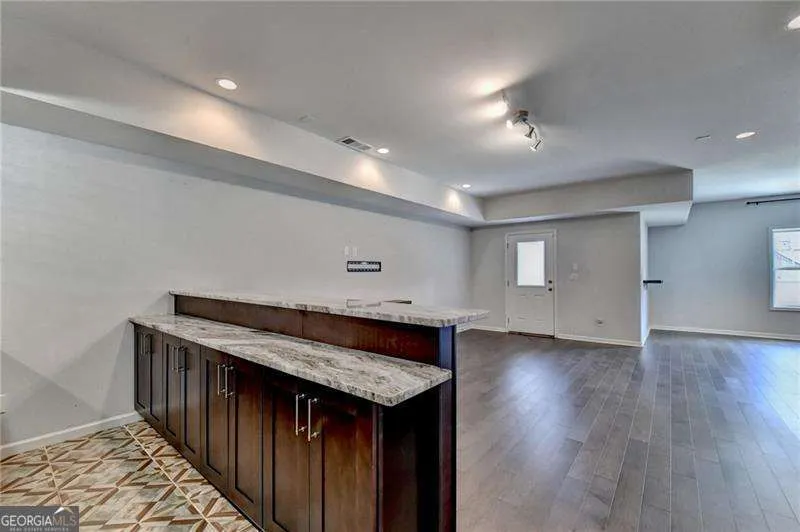 2387 Colby CT Snellville, GA 30078