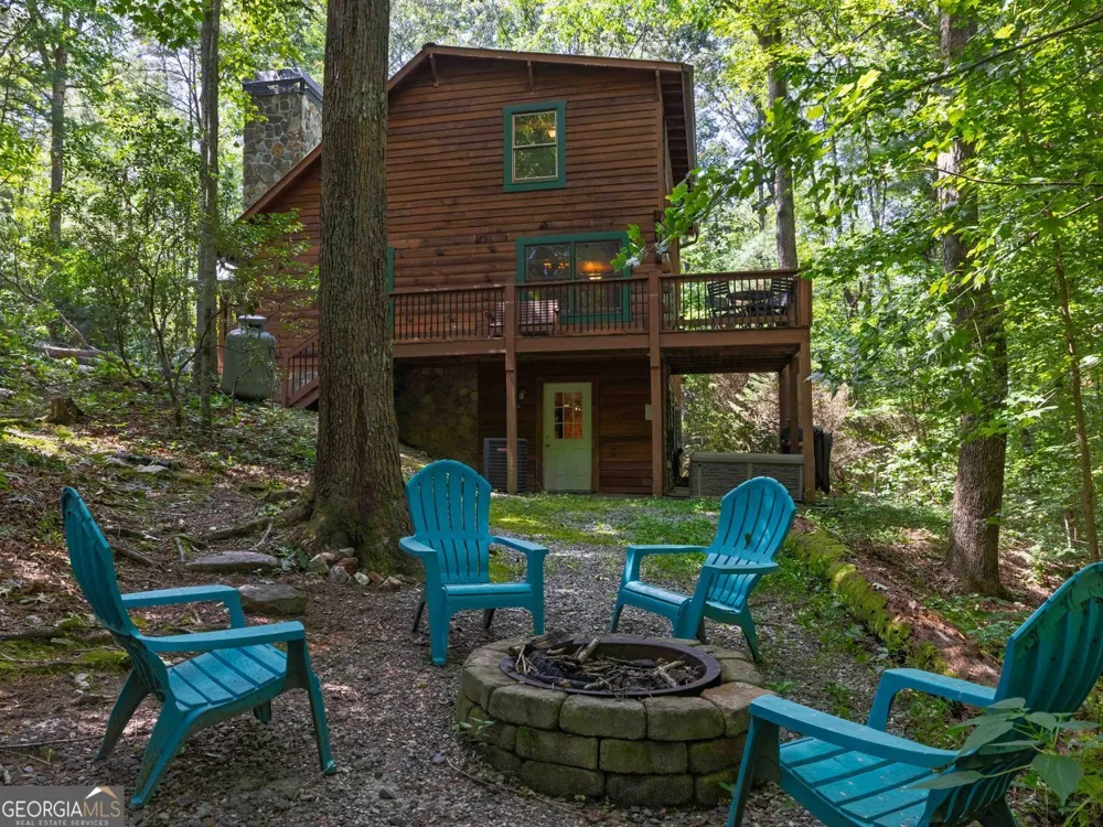 97 Eagles Nest RD Sautee Nacoochee, GA 30571
