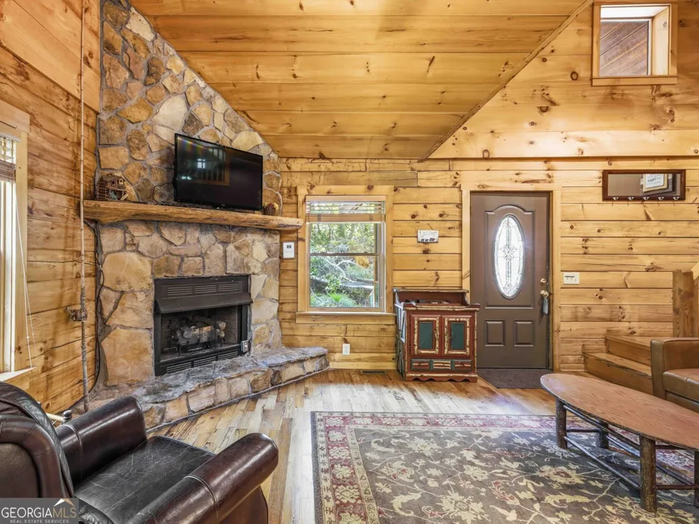 97 Eagles Nest RD Sautee Nacoochee, GA 30571