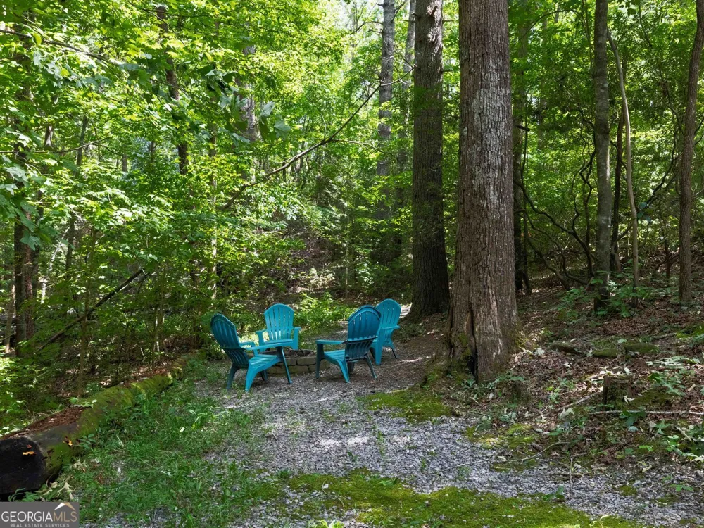 97 Eagles Nest RD Sautee Nacoochee, GA 30571