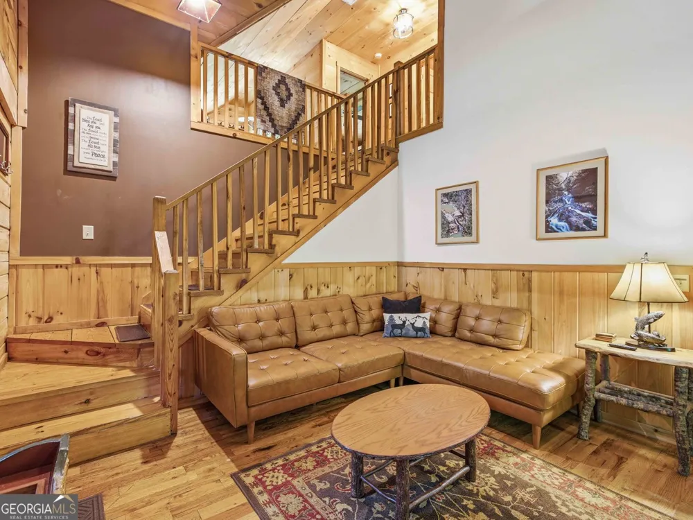 97 Eagles Nest RD Sautee Nacoochee, GA 30571