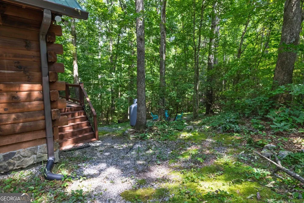 97 Eagles Nest RD Sautee Nacoochee, GA 30571