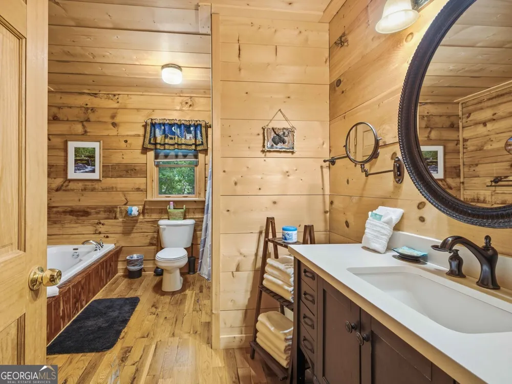 97 Eagles Nest RD Sautee Nacoochee, GA 30571