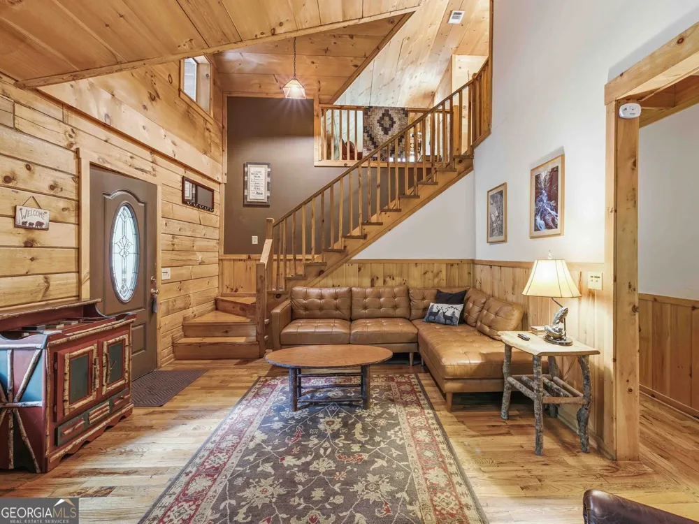 97 Eagles Nest RD Sautee Nacoochee, GA 30571