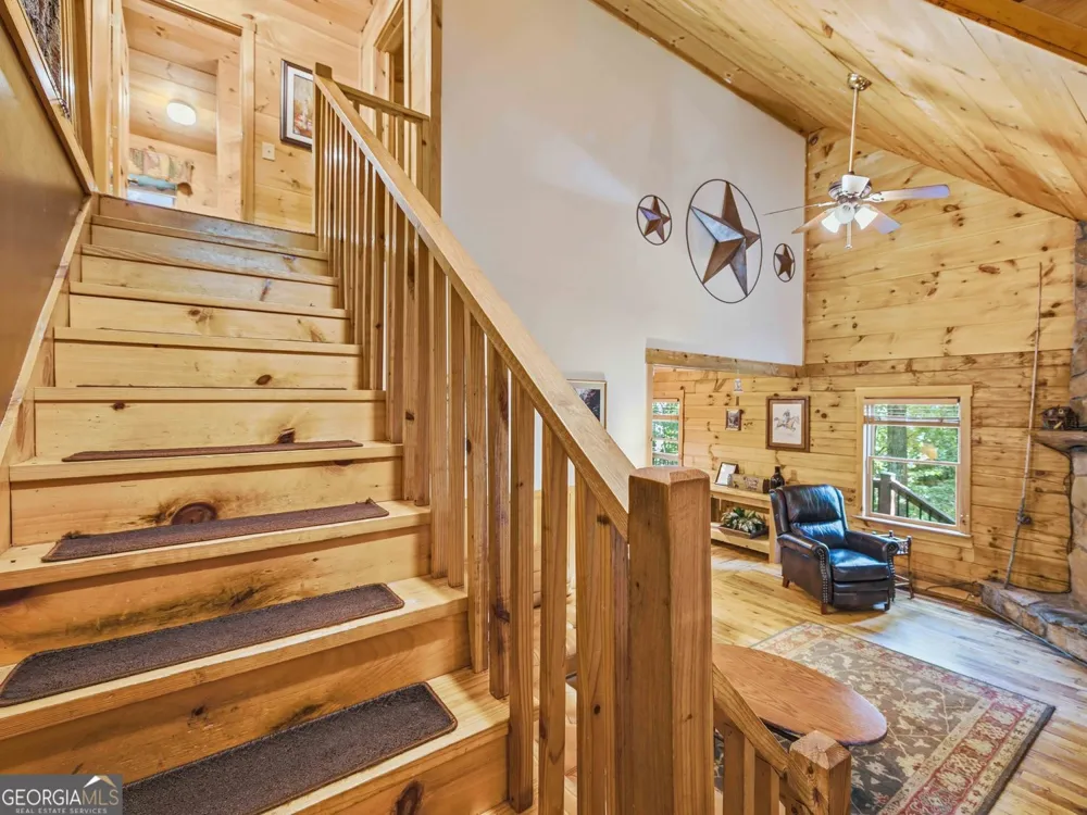 97 Eagles Nest RD Sautee Nacoochee, GA 30571