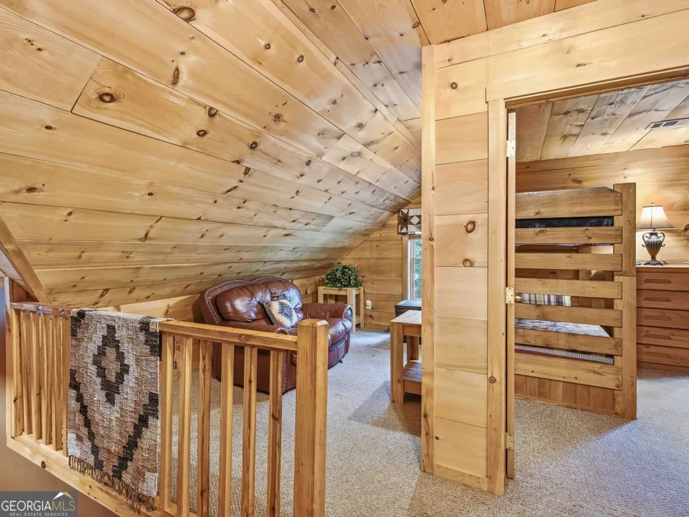 97 Eagles Nest RD Sautee Nacoochee, GA 30571