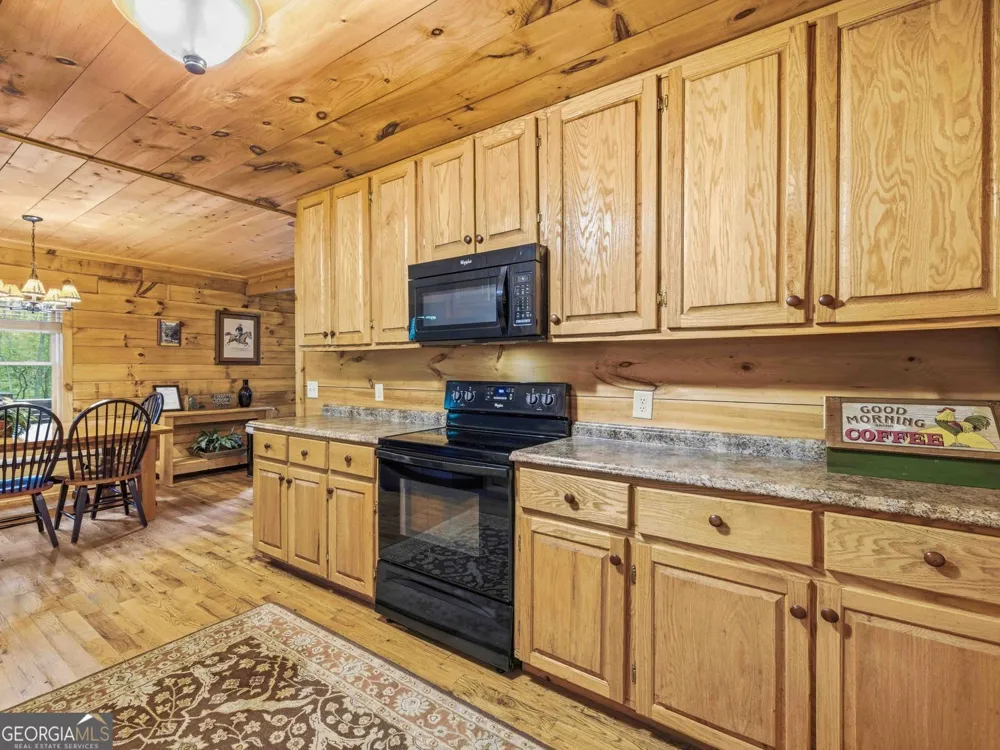 97 Eagles Nest RD Sautee Nacoochee, GA 30571