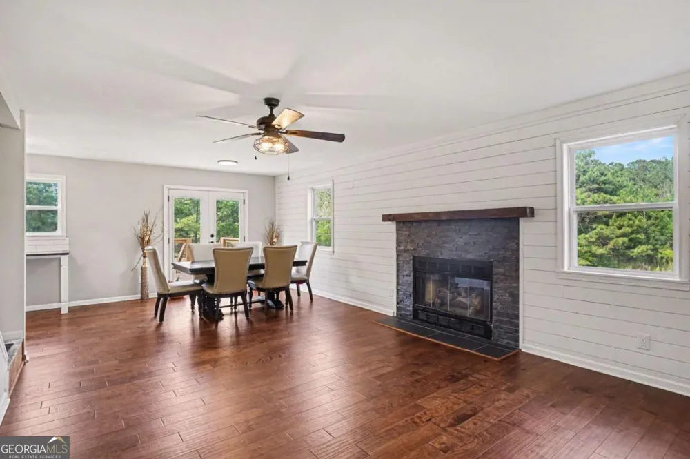 2955 Peeksville RD Locust Grove, GA 30248