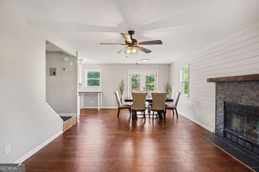 2955 Peeksville RD Locust Grove, GA 30248